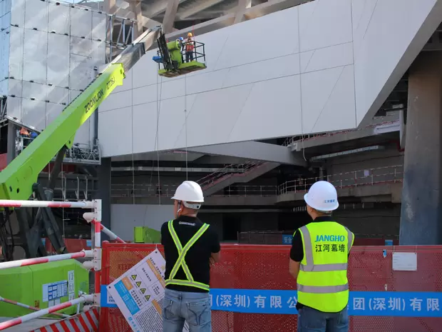 Excel UHPC Facade Construction for Shenzhen Luhu Culture Center